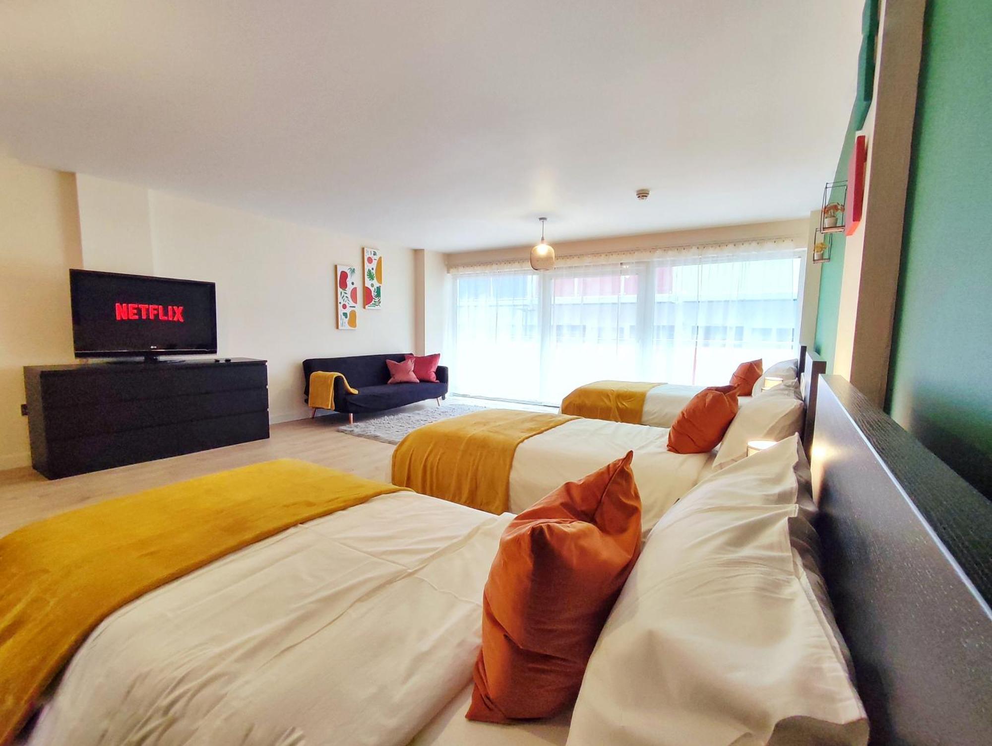 Duplex Apartment In Leeds With King Size Bed - Long Stay Rates Available Exteriör bild